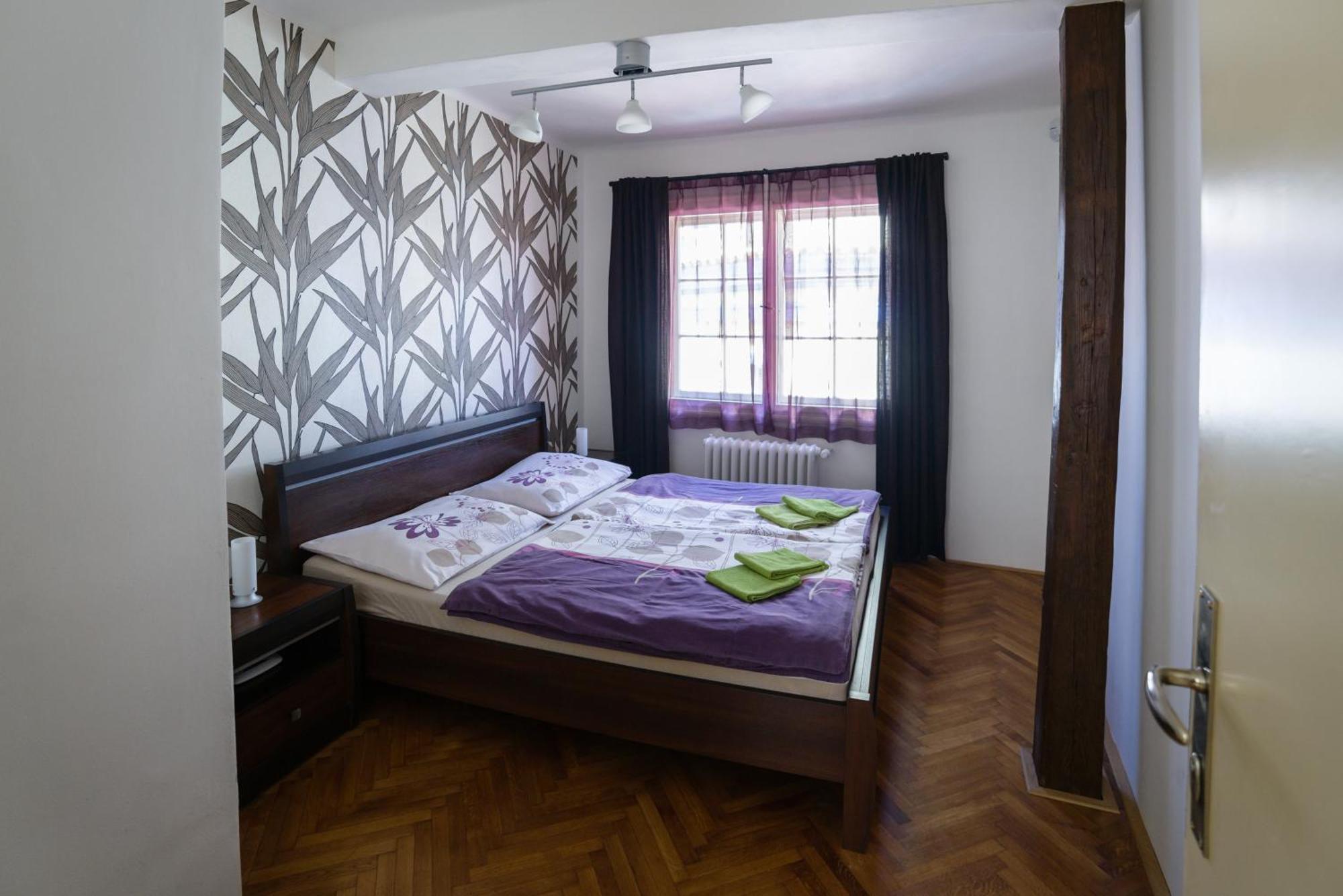 Apartments Old Town Square 27 Prága Szoba fotó